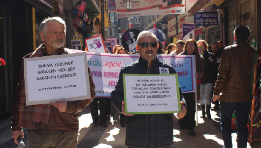 ATATÜRK CUMHURİYETİNİ KADINLARIMIZLA YENİDEN İNŞA EDECEĞİZ!