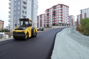 BÜYÜKŞEHİR ASFALTTA HIZ KESMİYOR