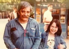 Yeşilçam’ın gönlü güzel bey abisi İhsan Yüce’nin nasıl gizli bir kahraman olduğunu öğreneceğiz şimdi.