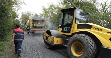 ÜNYE ÇATAK MAHALLESİ’NDE ASFALT ÇALIŞMASI SÜRÜYOR