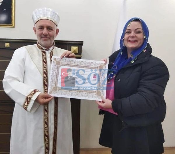 CAMILLE JUNG MÜSLÜMAN OLDU