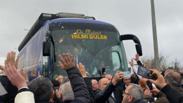 HİLMİ GÜLER’İ ORDULULAR BAĞRINA BASTI