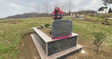 6 ŞUBAT DEPREMİNDE VEFAT EDEN ORDULU VATANDAŞLAR KABİRLERİ BAŞINDA DUALARLA ANILDI