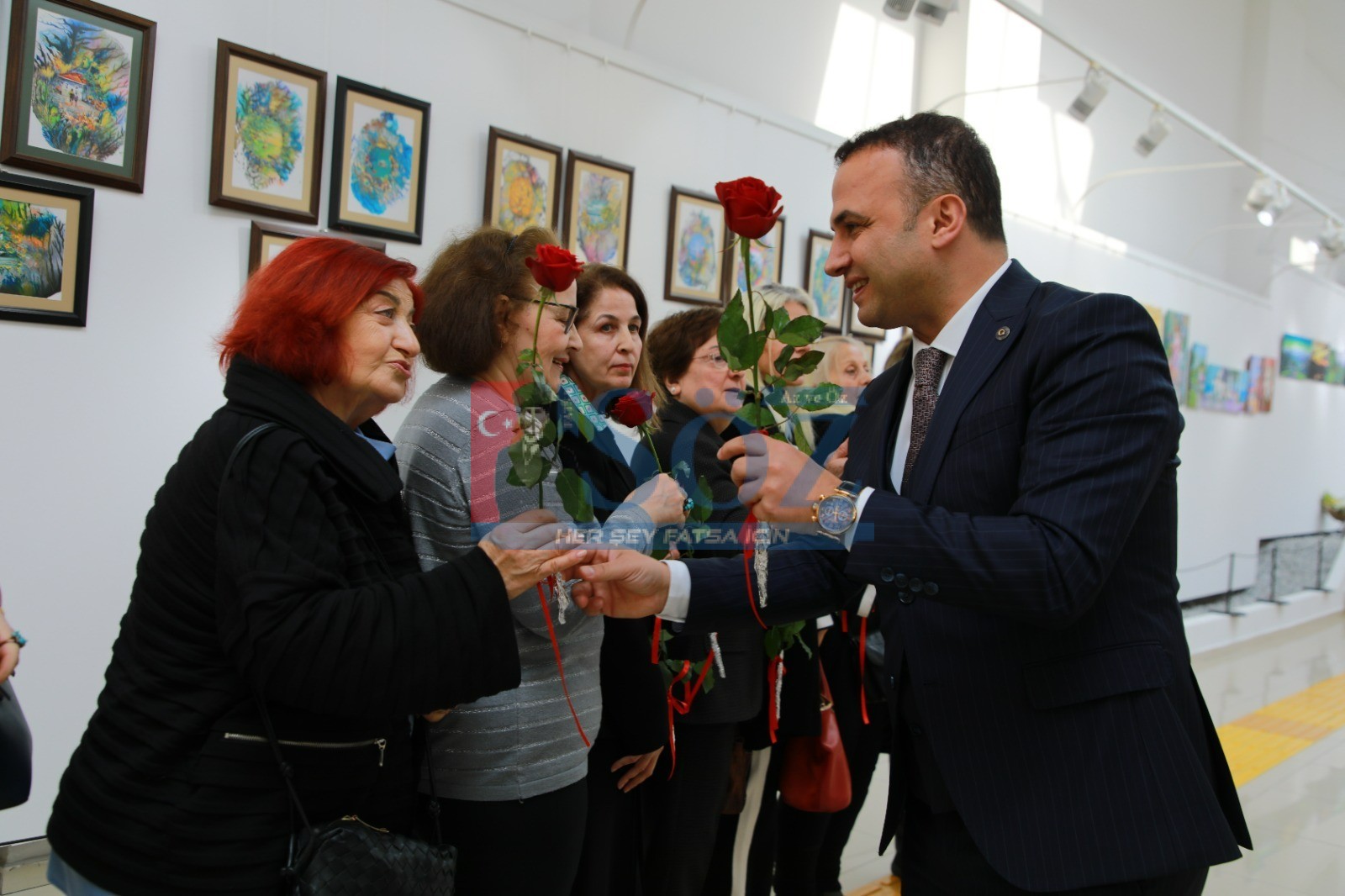 “FIRÇANIN RENKLERİ” AKRİLİK BOYA RESİM SERGİSİ’NİN AÇILIŞI YAPILDI
