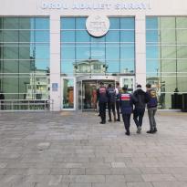 ORDU’DA 10 TON İNŞAAT DEMİRİ ÇALIP GERİ DÖNÜŞÜME SATMAK İSTEDİLER JANDARMA’YA YAKALANDILAR…