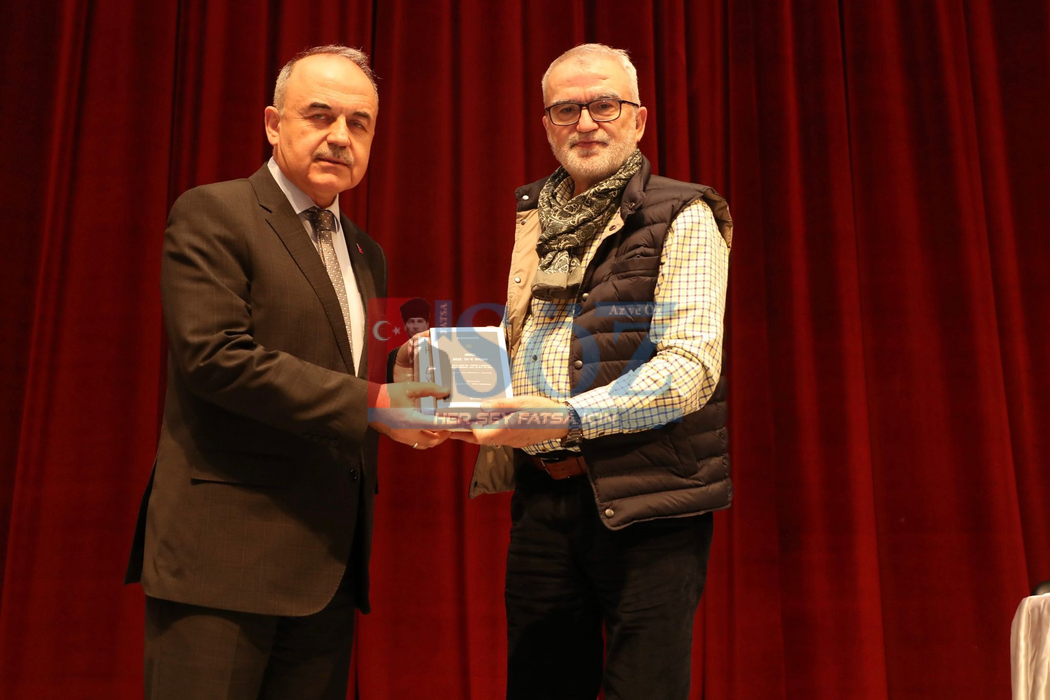 SEVGİ DİLİMİZ:YUNUS EMRE KONULU KONFERANS DÜZENLENDİ