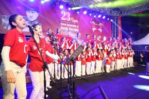 ÇOCUKLAR GÖNÜLLERİNCE EĞLENDİ