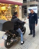 BÜYÜKŞEHİR ZABITASI’NDAN KAPALI CADDE DENETİMİ MOTOSİKLET VE BİSİKLETLERİN BU CADDEYE GİRMESİ YASAK!