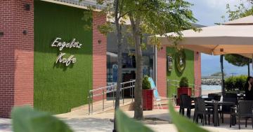 ENGELSİZ KAFE AÇILDIĞI GÜNDEN BERİ BÜYÜK İLGİ GÖRÜYOR