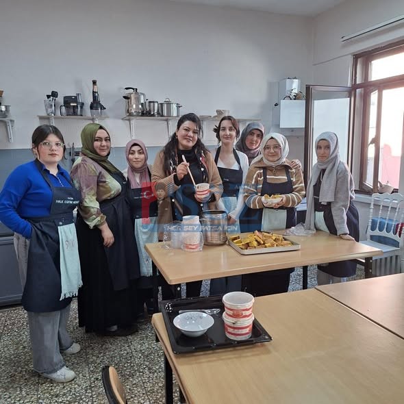 FATSA’DA YERLİ MALI HAFTASI LEZZETLE KUTLANDI BAŞROLDЕ KARALAHANA ÇORBASI VARDI