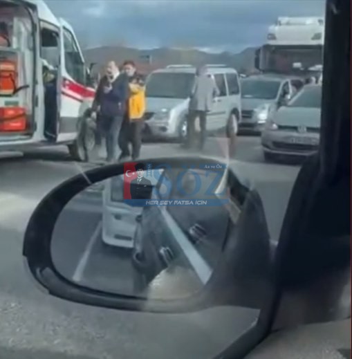 YENİPAZAR’DA TIR İLE OTOMOBİL ÇARPIŞTI