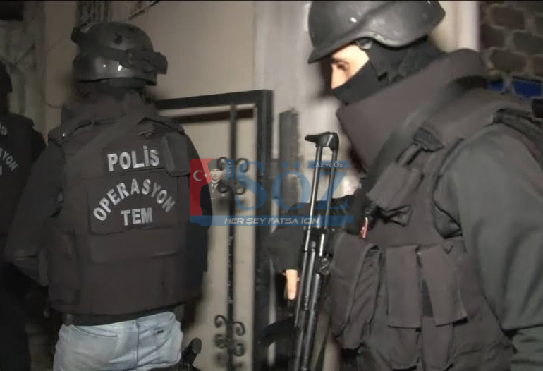 BAKAN YERLİKAYA AÇIKLADI: FETÖ’YE BÜYÜK DARBE, ORDU DAHİL 40 İLDE 160 ŞÜPHELİ YAKALANDI