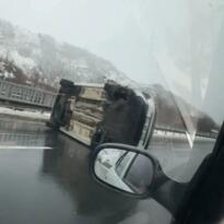 BUZLANMA KAZAYA NEDEN OLDU :2 YARALI