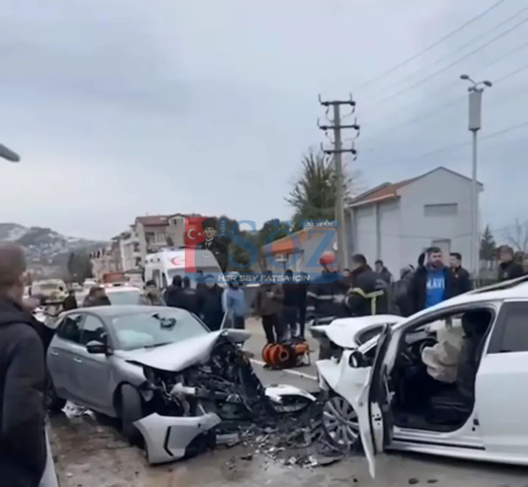 PERŞEMBE’DE TRAFİK KAZASI :4 YARALI