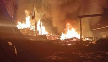 KOMŞU İLÇEMİZ ÜNYE’DE ACI OLAY:EV YANGININDA BİR KİŞİ HAYATINI KAYBETTİ