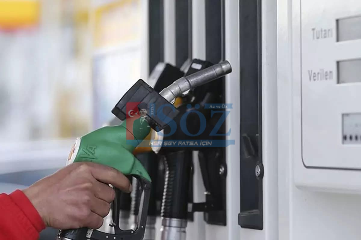 BENZİNE YENİ ZAM! PSİKOLOJİK SINIR AŞILDI