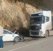 AYBASTI-FATSA YOLUNDA KAZA : 1 YARALI