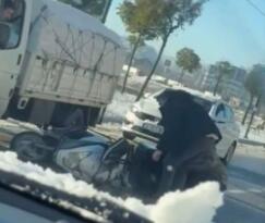 FATSA’NIN EVKAF MAHALLESİ’NDE,KUMRU- KORGAN YOLU ÜZERİNDE ETKİLİ OLAN BUZLANMA NEDENİYLE BİR MOTOSİKLET KAZASI MEYDANA GELDİ