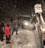 SÜRÜCÜLER YOLLARDA MAHSUR KALDI