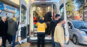 ÜNYE’DE MOTOSİKLET KAZASI: YAYA VE SÜRÜCÜ YARALANDI