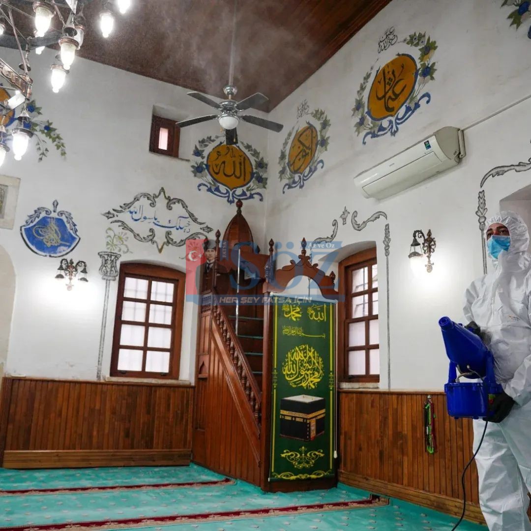 FATSA’DA CAMİLER RAMAZAN’A GÜL KOKUSUYLA HAZIRLANDI
