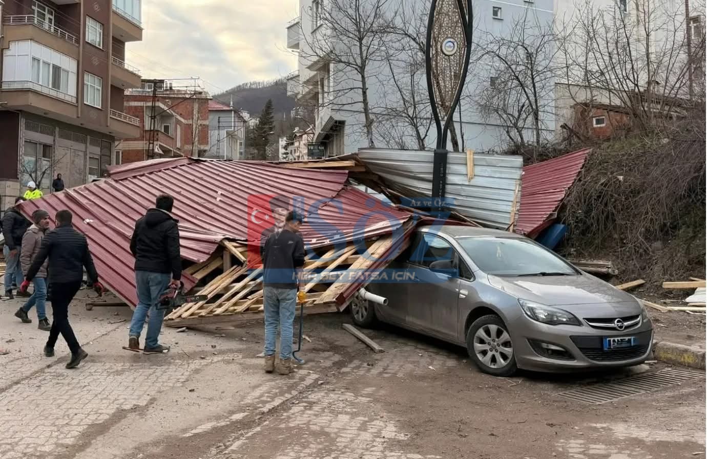 ORDU’DA LODOS FIRTINASI ETKİLİ OLDU