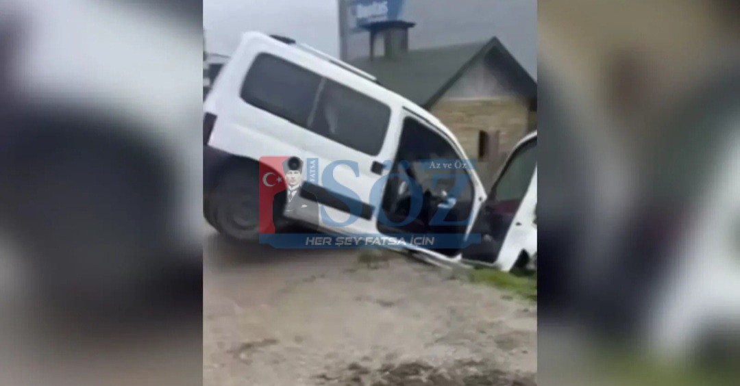 FATSA OSB YOLUNDA TRAFİK KAZASI:1 YARALI