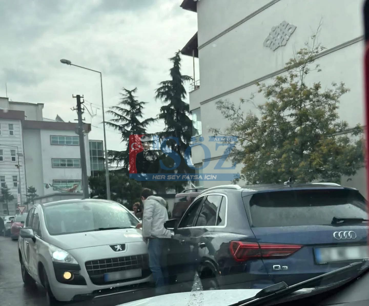 Altınordu Akyazı’da Kaza: Araçlarda Hasar