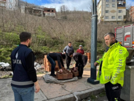 KABATAŞ’TA KALDIRIM İŞGALLERİNE DENETİM