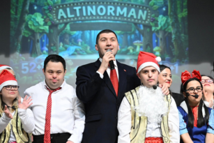 DOWN SENDROMLU BİREYLERDEN UNUTULMAZ GÖSTERİ