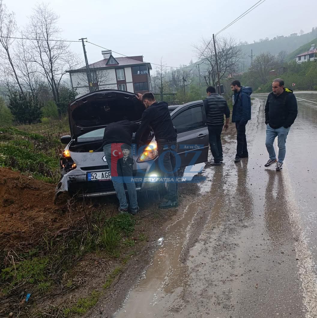 Kumru – Korgan yolunda maddi hasarlı kaza… Geçmiş olsun.