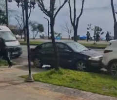 Ünye’de Kaza: Minibüs Park Halindeki Araçlara Çarptı