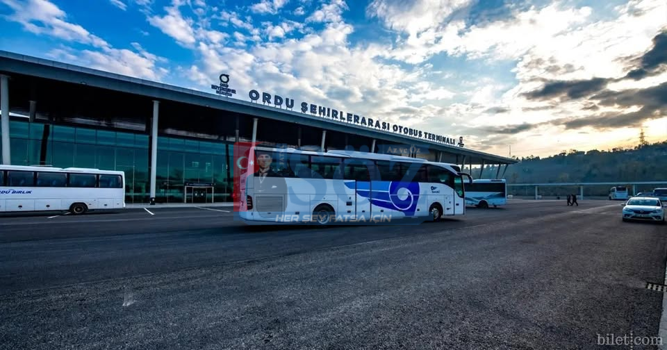 Bayram öncesi bilet fiyatları uçuşa geçti