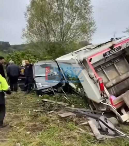 İkizce Yolunda Çarpışma: 3 Yaralı